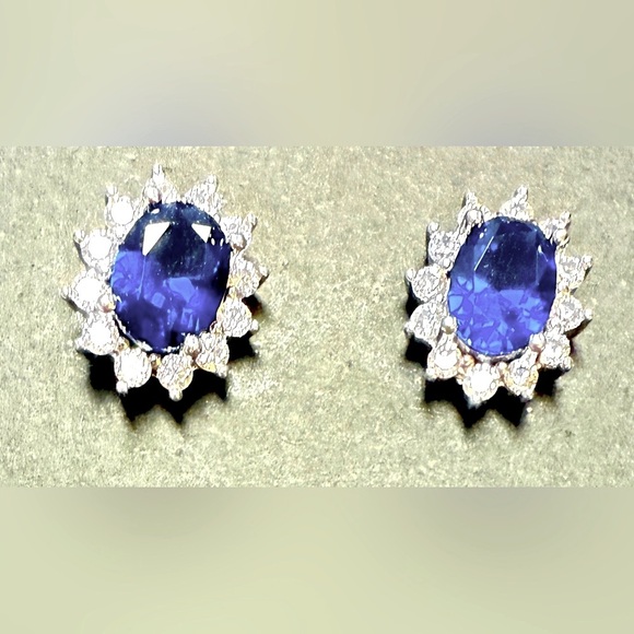 Tocara Kate Earrings - Picture 1 of 2